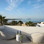 Executive Paros Avra 3 Bedrooms Sea View & Outdoor Jacuzzi * Ambelas