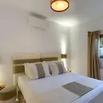Executive Paros Avra 3 Bedrooms Sea View & Outdoor Jacuzzi *