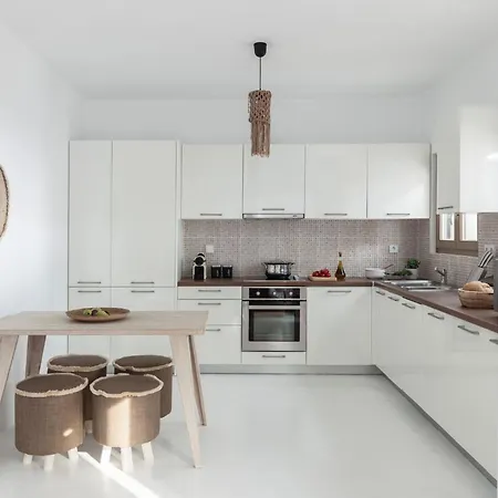 Executive Paros Avra 3 Bedrooms Sea View & Outdoor Jacuzzi Villa Ambelas