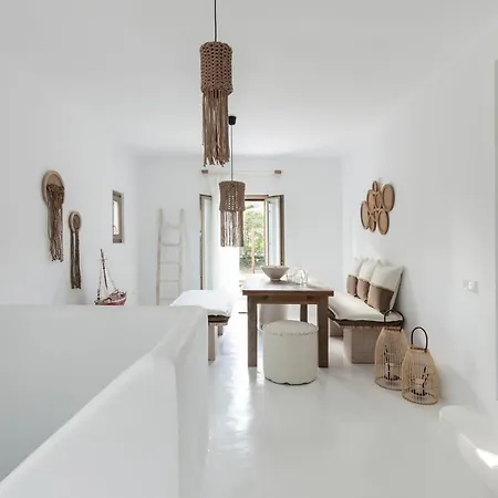 Villa Executive Paros Avra 3 Bedrooms Sea View & Outdoor Jacuzzi *