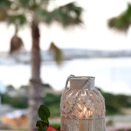 Executive Paros Avra 3 Bedrooms Sea View & Outdoor Jacuzzi * Ampelas